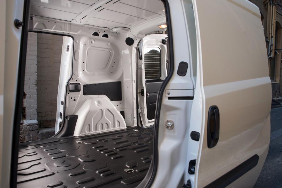 Fiat Doblo Cargo 2014 года  (AU) (фото 12 из 18)